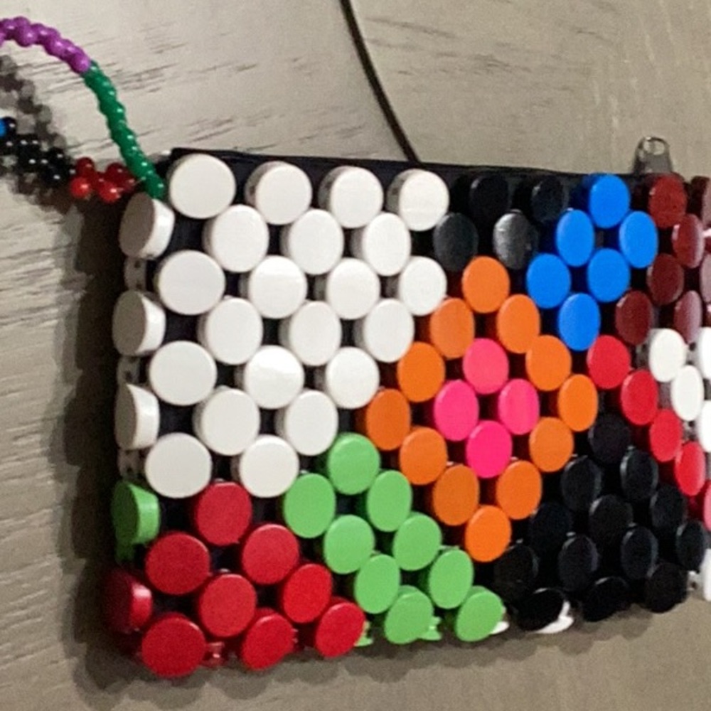 Wooden bead clutch